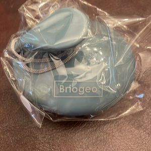 Briogeo scalp therapy massager